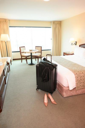 Los Tallanes Hotel & Suites